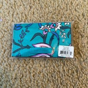 *NWT Vera Bradley card case, multi color